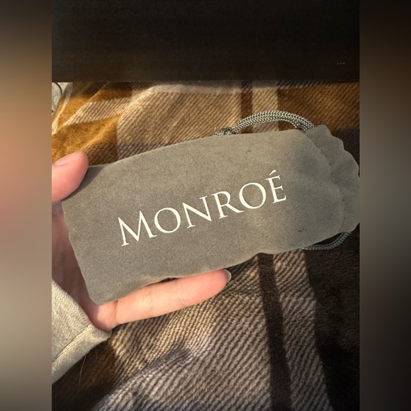 Monroé Watch - Picture 4 of 6